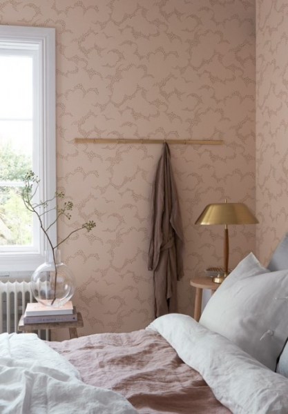 1457-wonderland_700x700