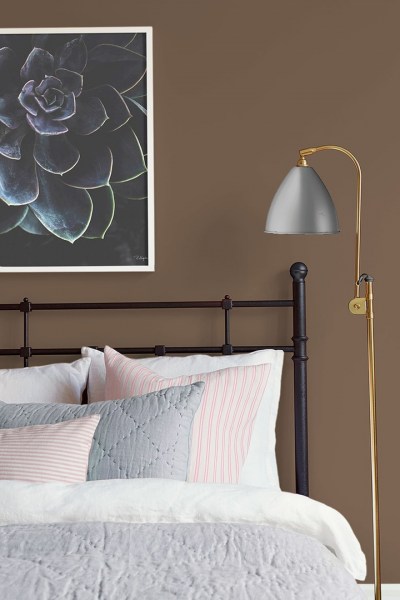 BurntUmber_Image_Roomshot_Bedroom_Item_7974