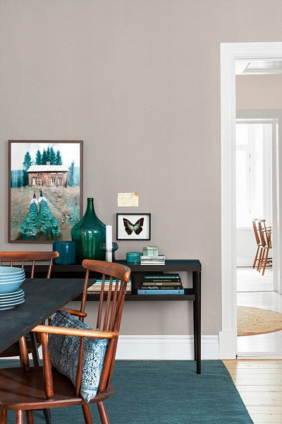 MindfulGrey_Image_Roomshot_DiningArea_Item_7963