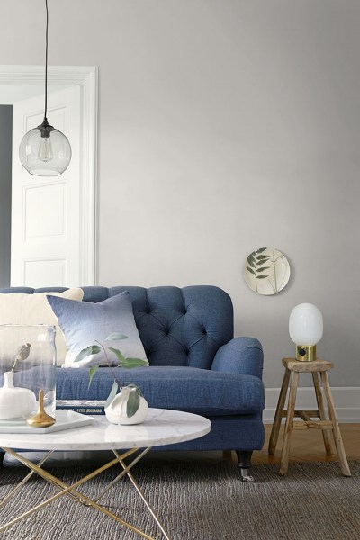 SilverWhite_Image_Roomshot_Livingroom_Item_7951